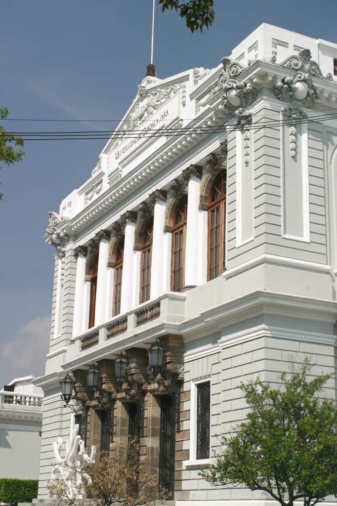 Fachada del paraninfo de la Universidad de Guadalajara